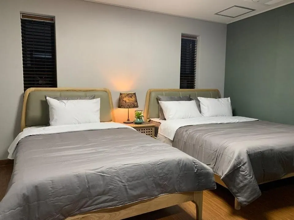 Hyeopjae Moonbeam Villa Jeju