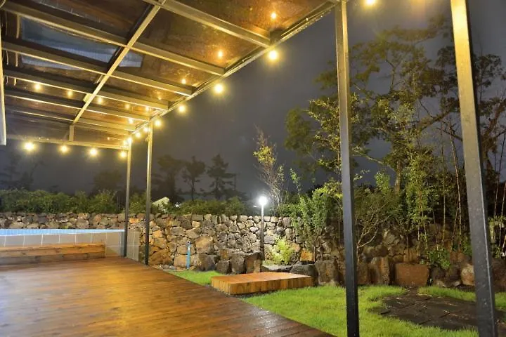 Holiday home Hyeopjae Moonbeam Villa Jeju