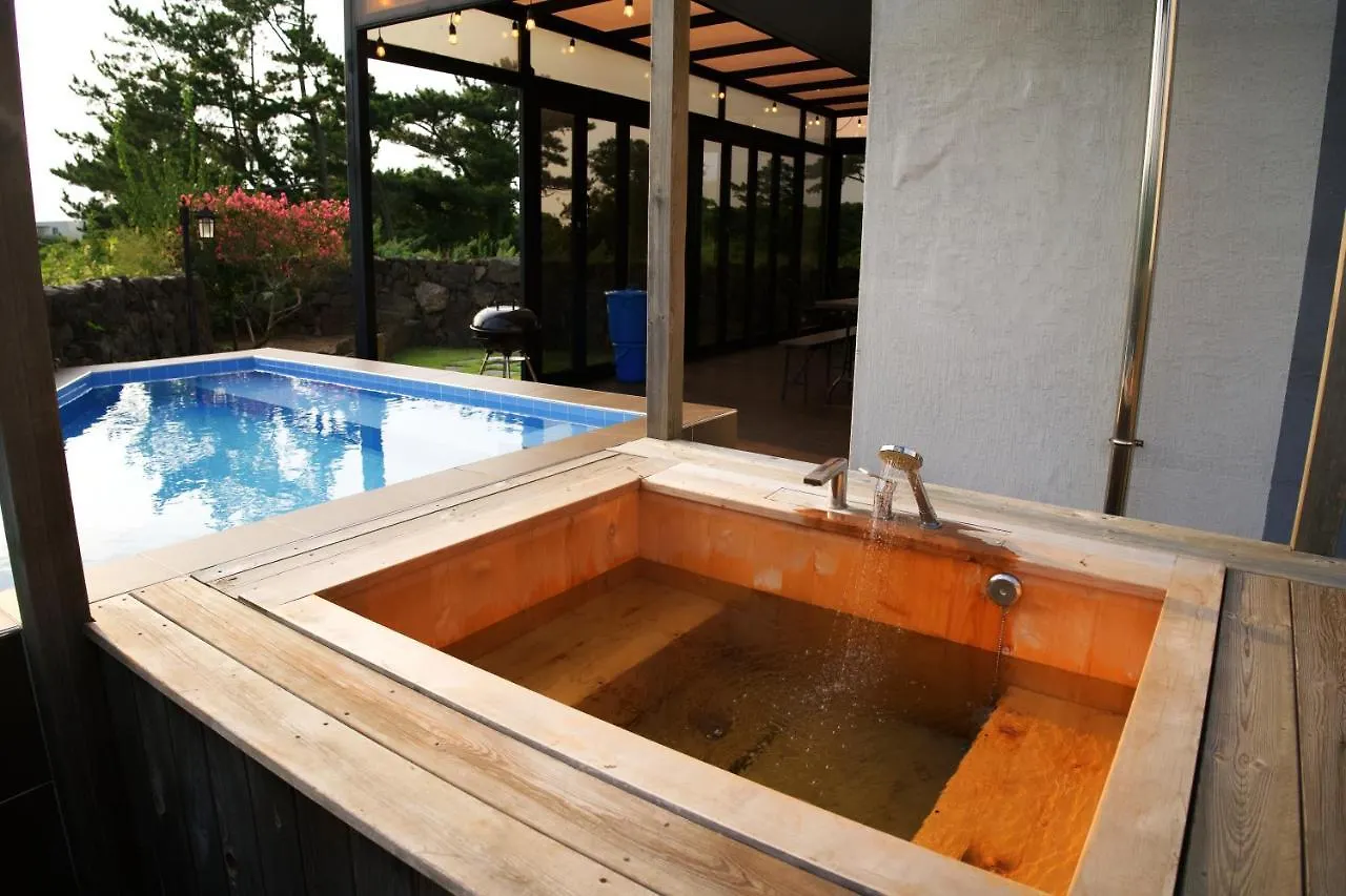 Hyeopjae Moonbeam Villa Jeju Holiday home