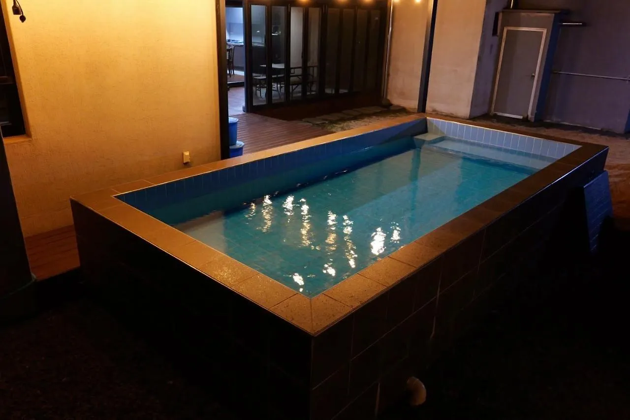 Hyeopjae Moonbeam Villa Jeju